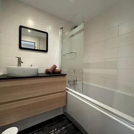Pla 1'34 - Superbe Appt 4-6pers Traversant - Avec Garage Apartamento *